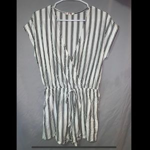 Stripped romper (true mama boutique on Facebook)
